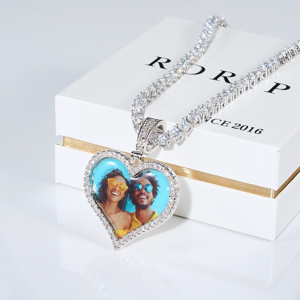 Personalized Photo Heart Pendant Necklace_RDRIP_JEWELRY_03