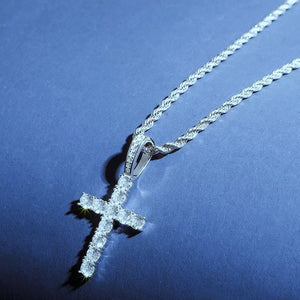 925 sterling silver bling classic cross pendant hanging angle photography, fully encrusted with brilliant flawless vvs simulated diamonds, paired with silver twisted rope chain, shiny religious hip hop necklace for men RDRIP JEWELRY

